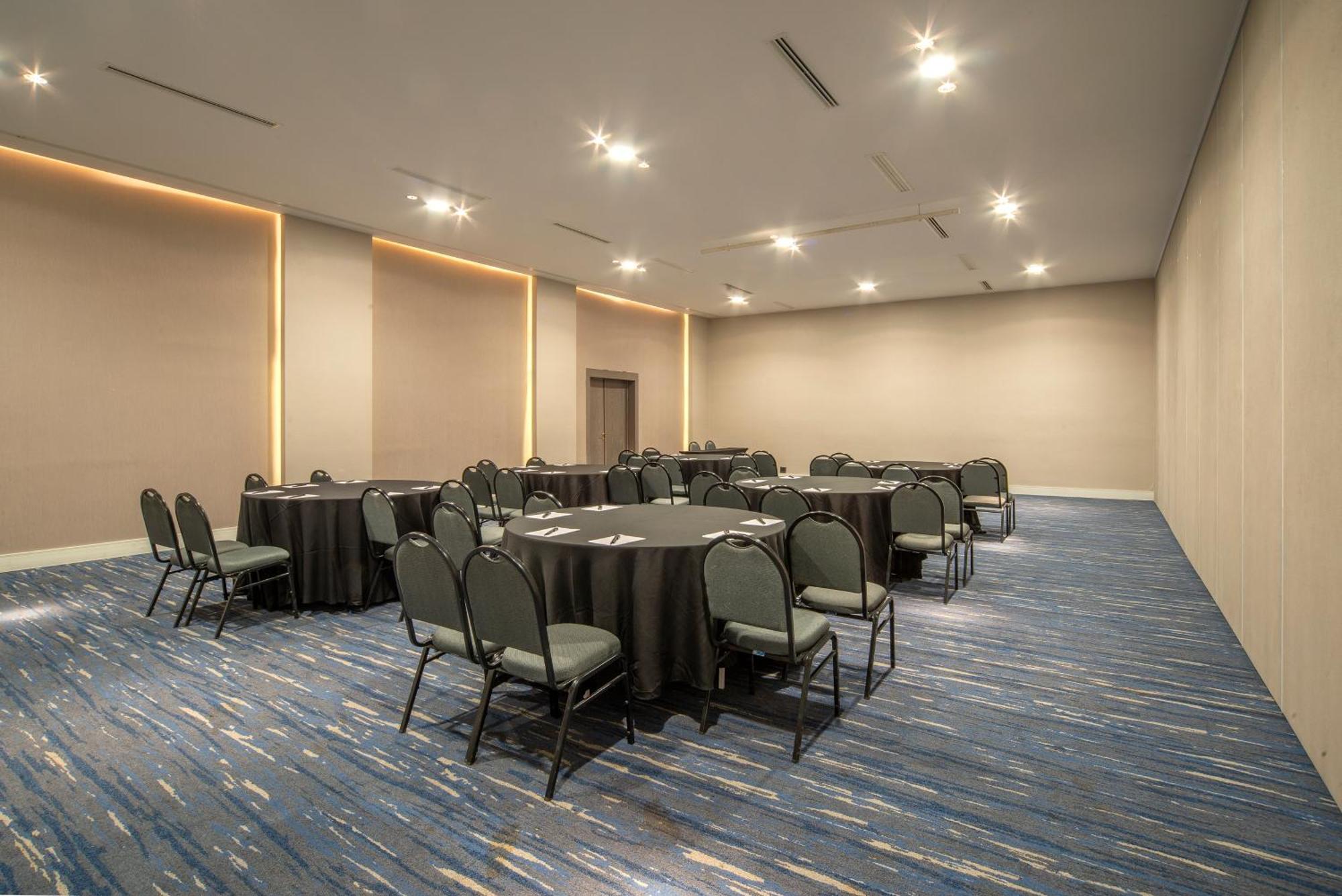 Lifestyle Laghetto Collection Hotel Rio de Janeiro Luaran gambar Meeting room