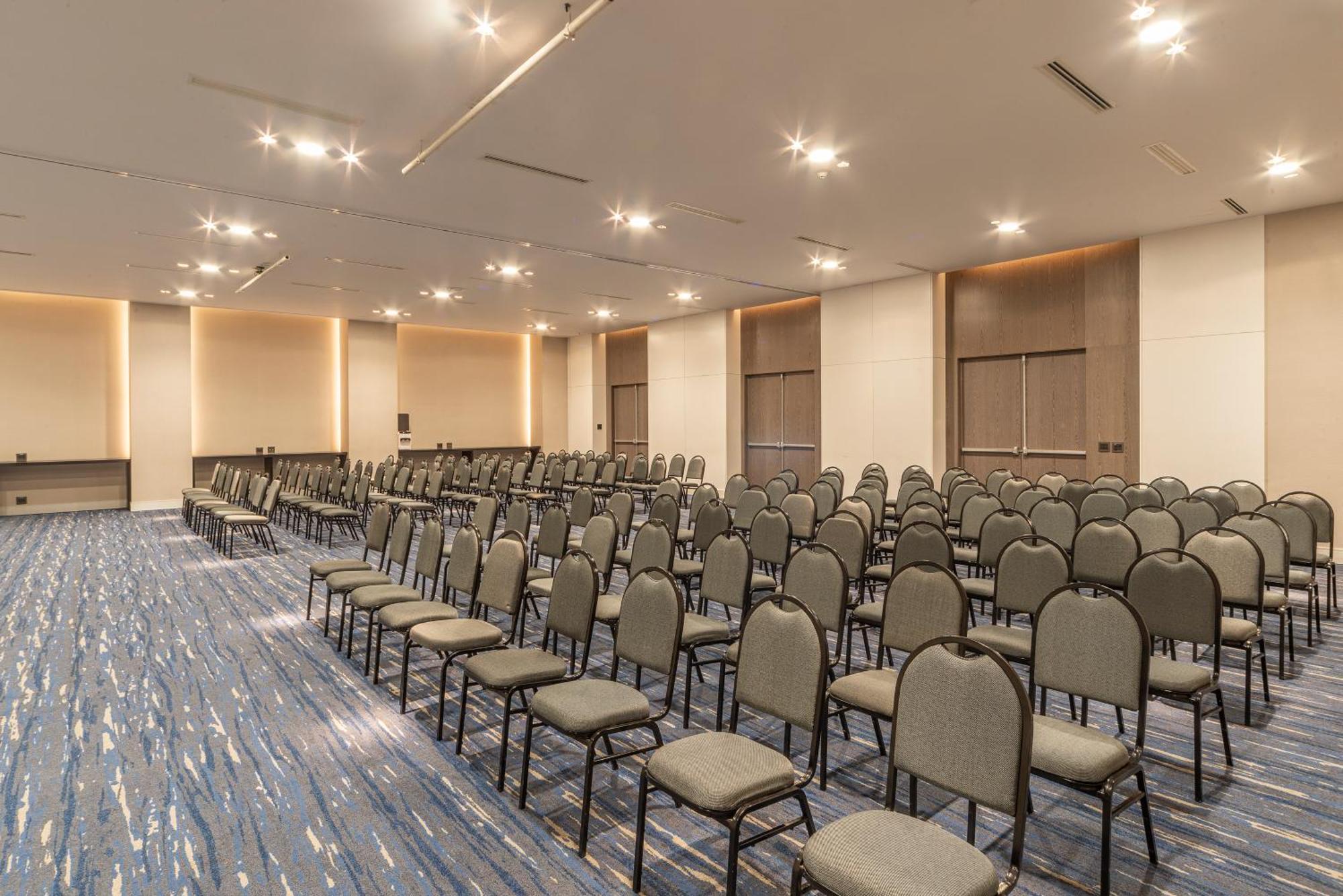 Lifestyle Laghetto Collection Hotel Rio de Janeiro Luaran gambar Meeting room